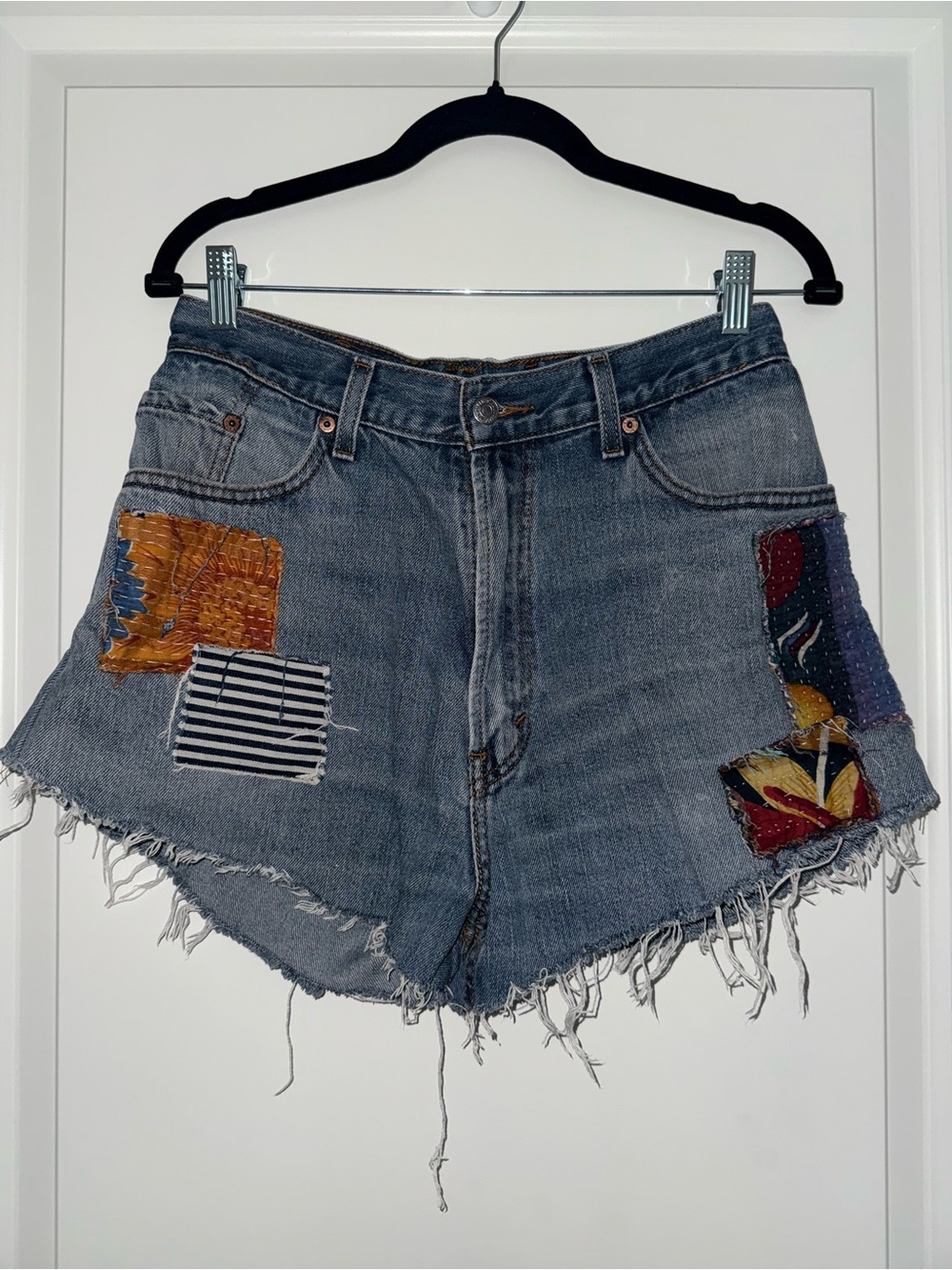 Levi’s Patchwork Denim Cutoff High Waisted Shorts - Picture 2 of 9